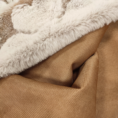 Polyester Faux Fur Kumaş 370 Gsm Aşk Desenli Yastık Battaniyesi İçin Kesilmiş