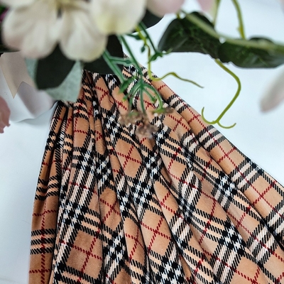 Ayakkabı Kanepe Örtüsü için 240gsm Süper Yumuşak Flanel Kumaş 288F Polyester Spandex