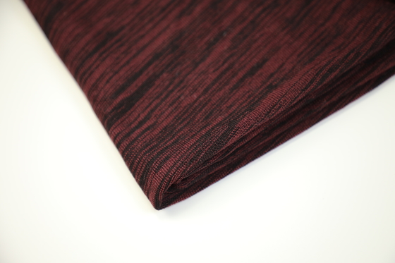 Kısa Kollu Giysiler için Kırmızı ve Siyah 100 Pamuklu Tek Jersey Kumaş 180gsm